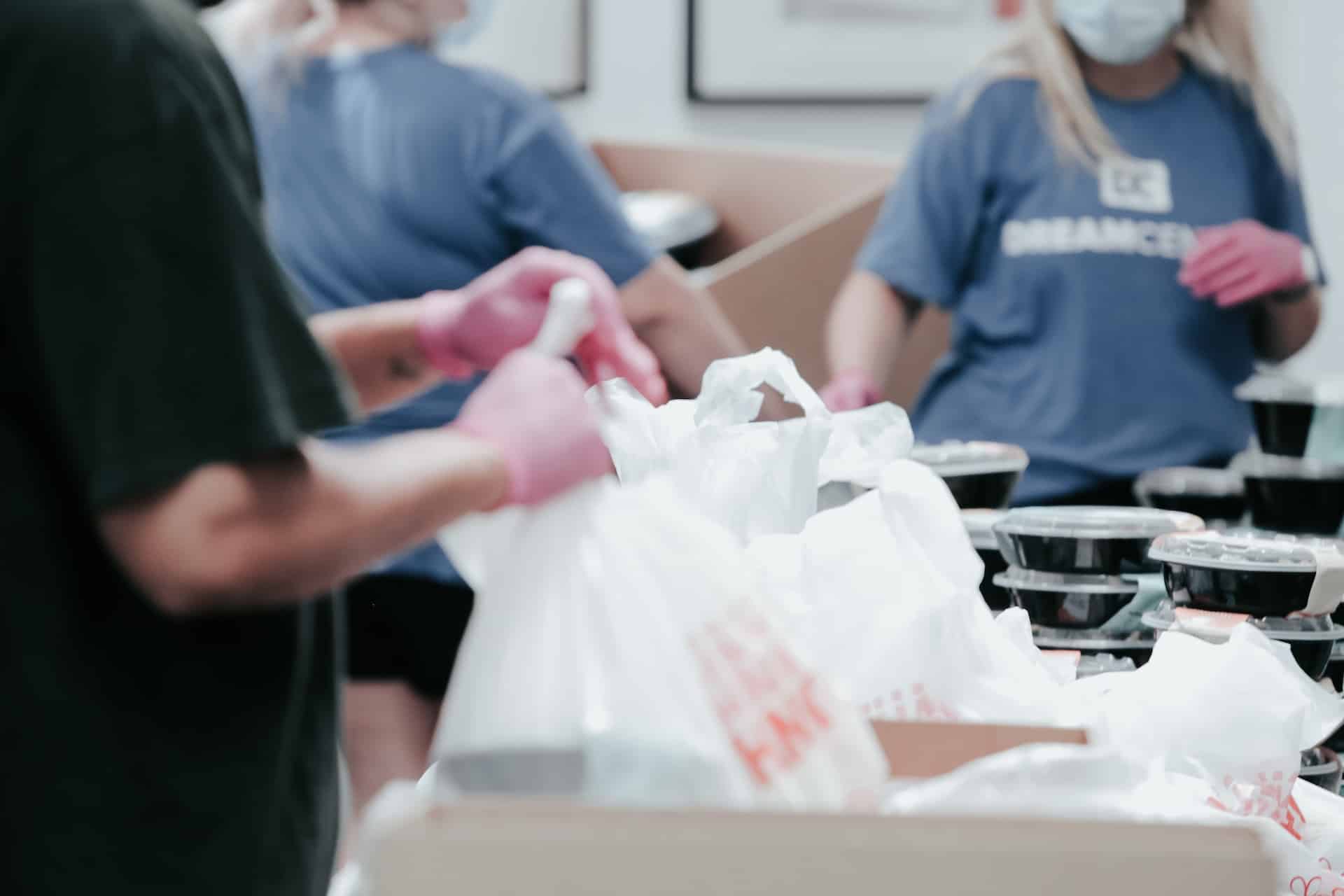 photo of community meal service representing not-for-profit corporations in Ontario